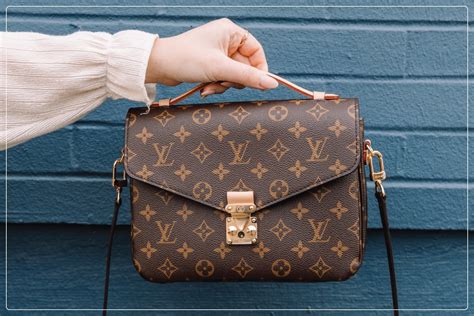 how to tell if a lv bag is fake|are louis vuitton bags real.